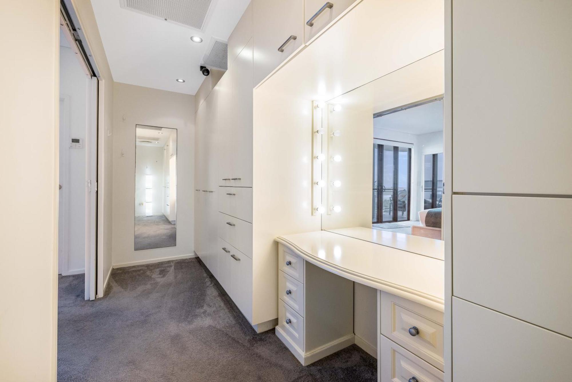 Meridian Alex Beach Apartments Alexandra Headland Room photo