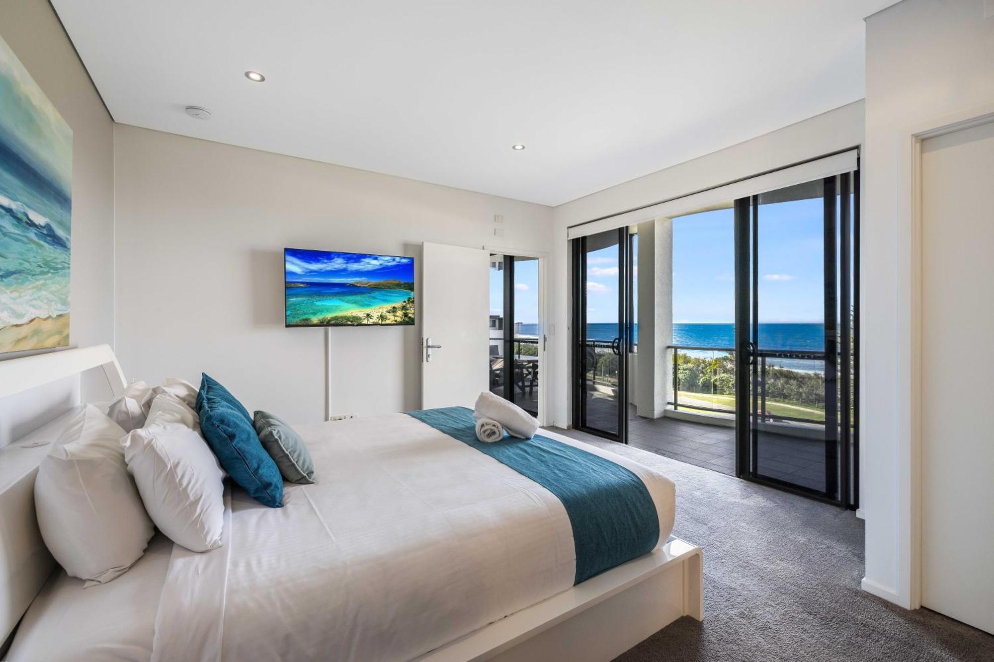 Meridian Alex Beach Apartments Alexandra Headland Room photo