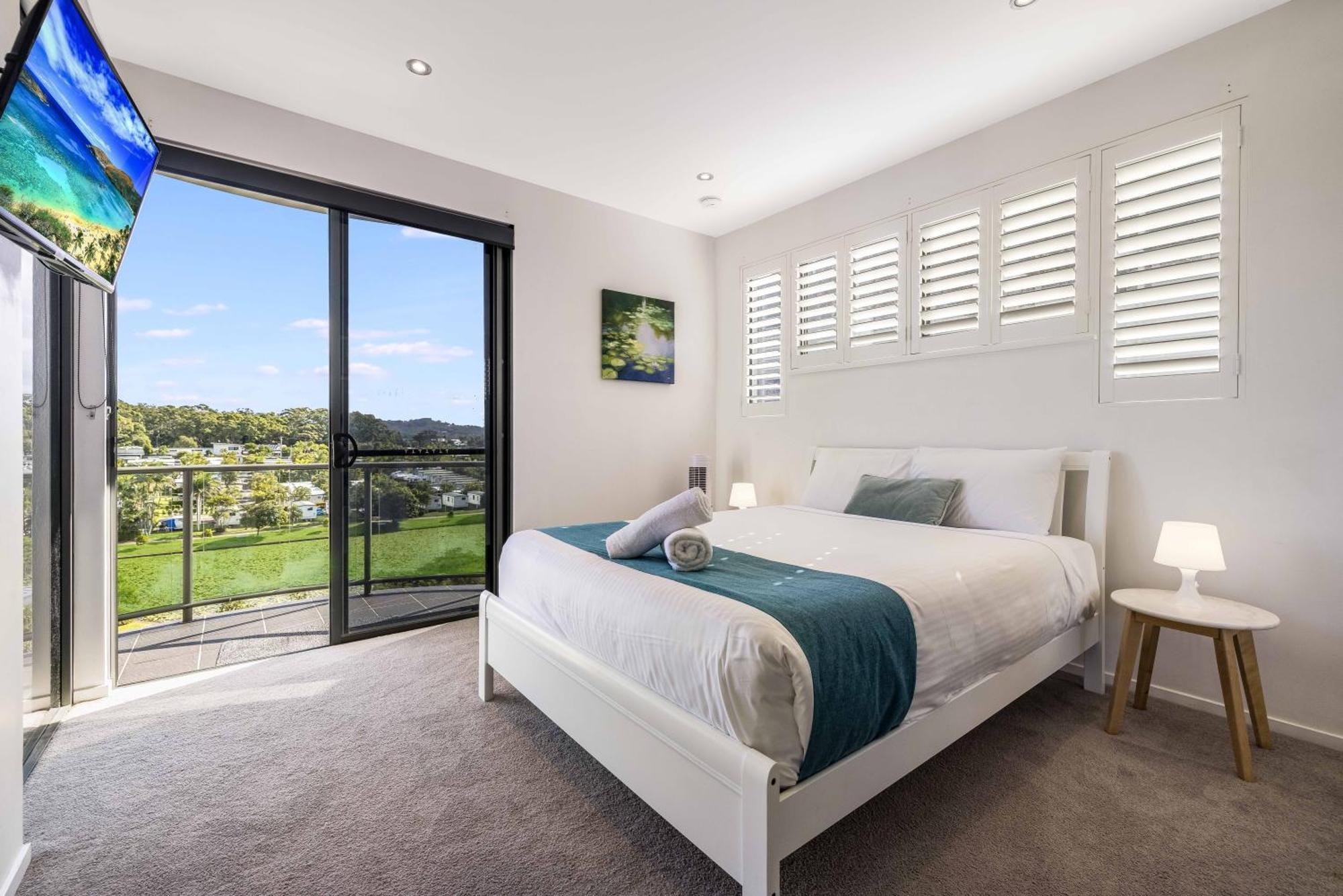 Meridian Alex Beach Apartments Alexandra Headland Room photo