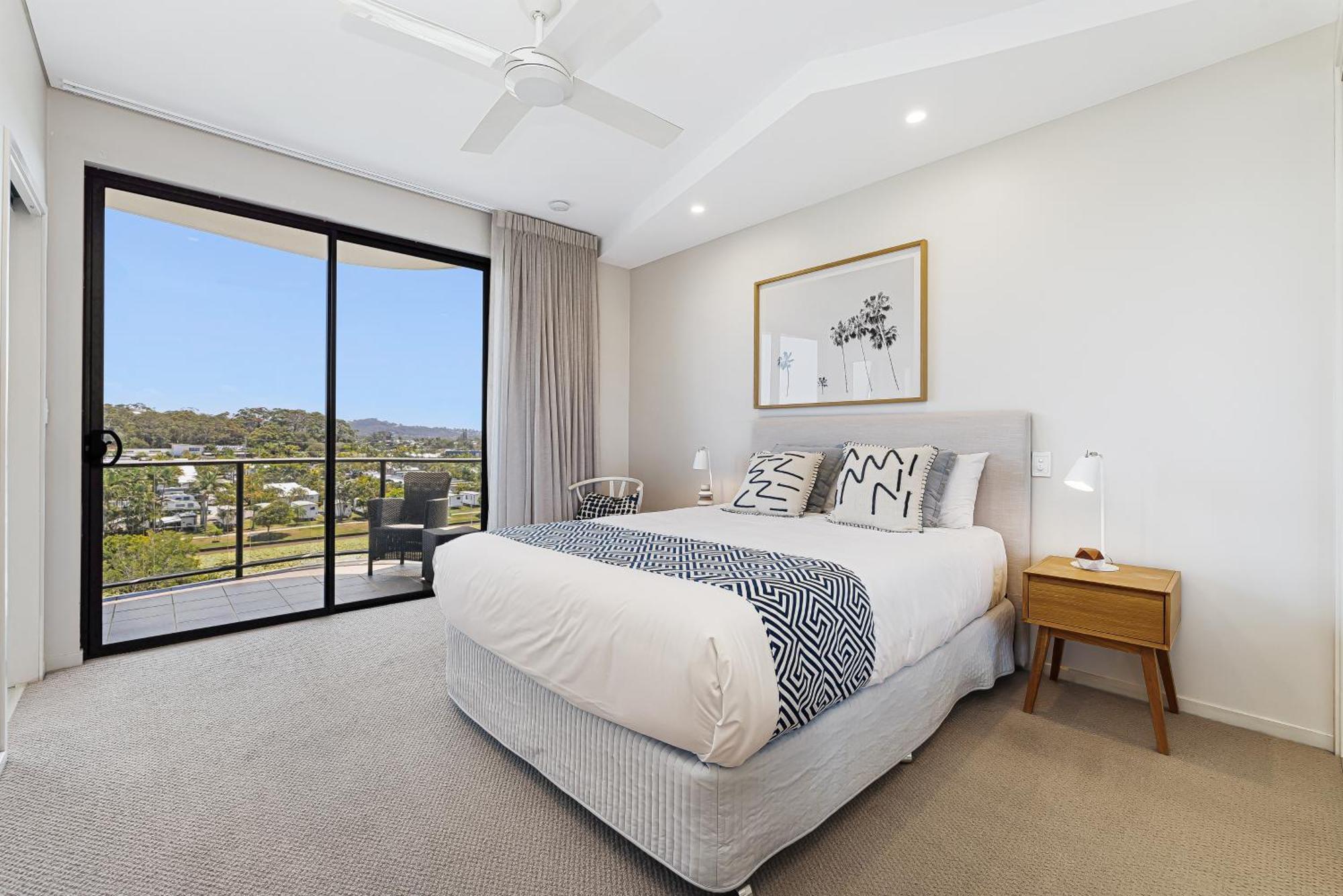 Meridian Alex Beach Apartments Alexandra Headland Room photo