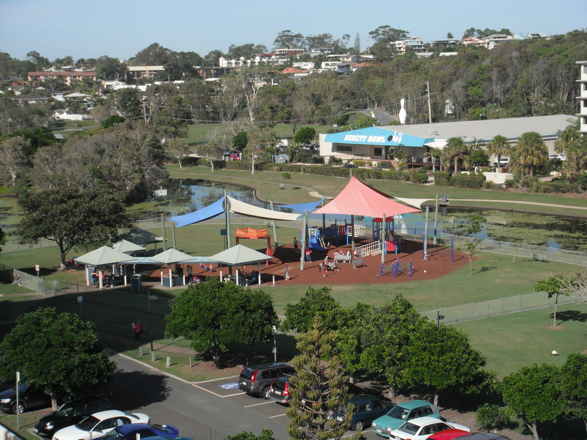 Meridian Alex Beach Apartments Alexandra Headland Exterior photo